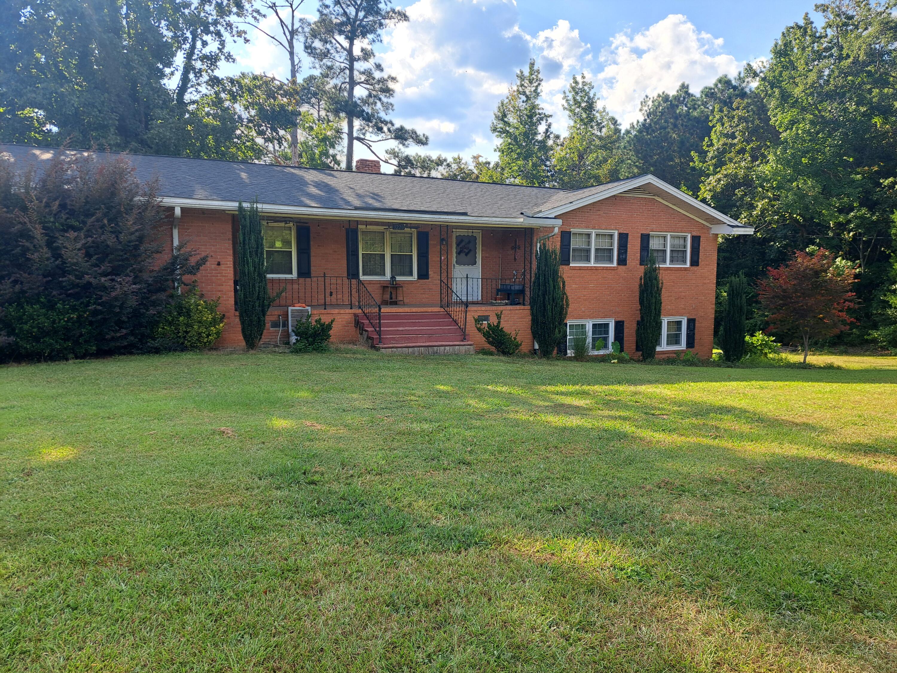 3220 Gaillard Road Dalzell, SC 29040 - Photo 1 of 16 Gallery Image 1