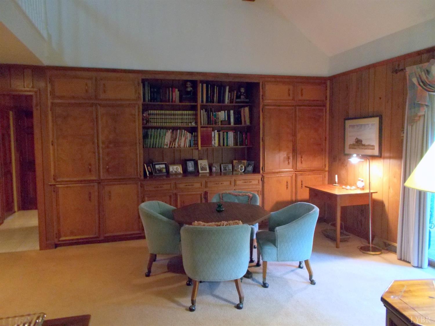 110 River Road Altavista, VA 24517 - Photo 23 of 51 a dining room with furniture and window