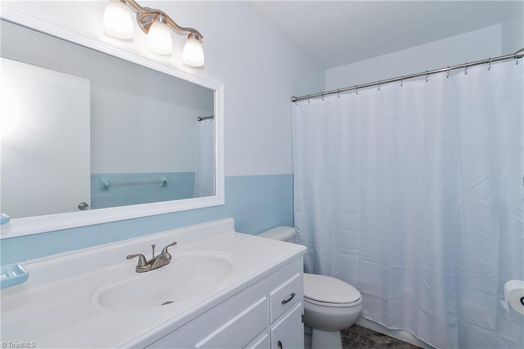 5539 Bunch Road Oak Ridge, NC 27310 - Photo 9 of 22