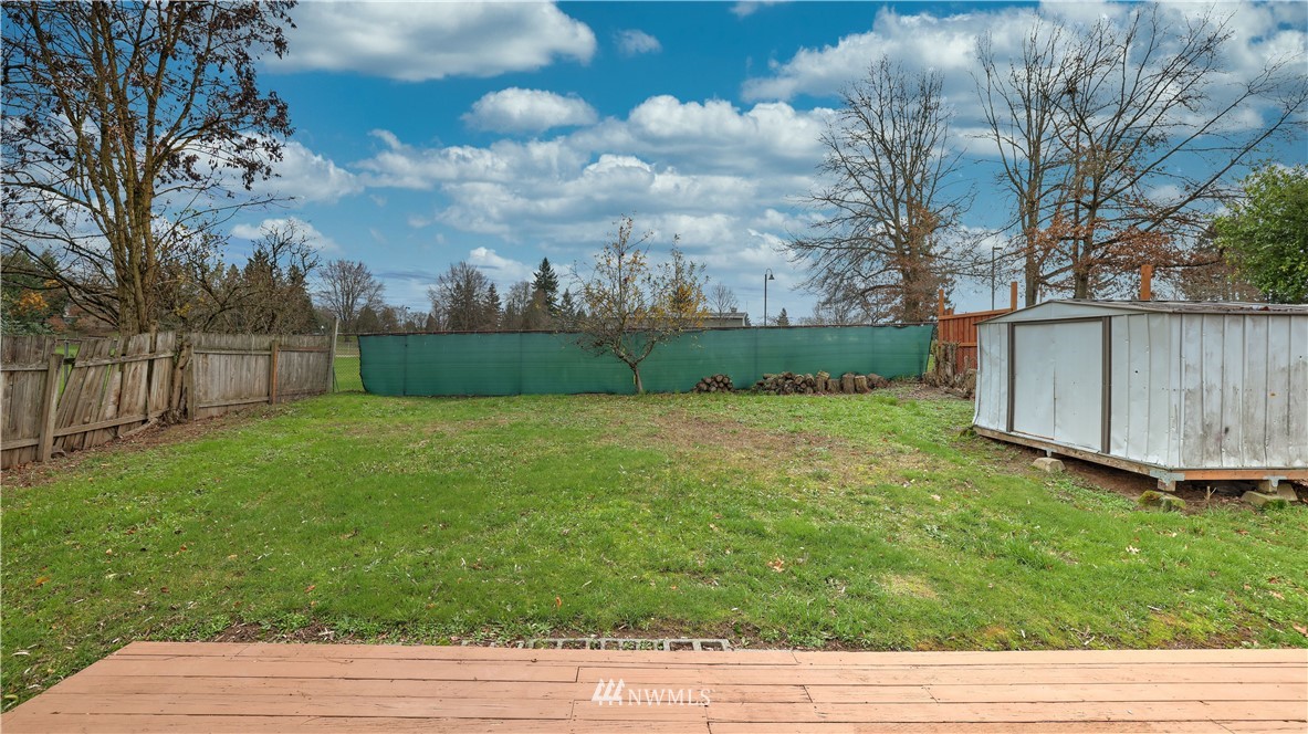 2519 Northeast 9th Street Renton, WA 98056 - Photo 26 of 26 a view of backyard with green space