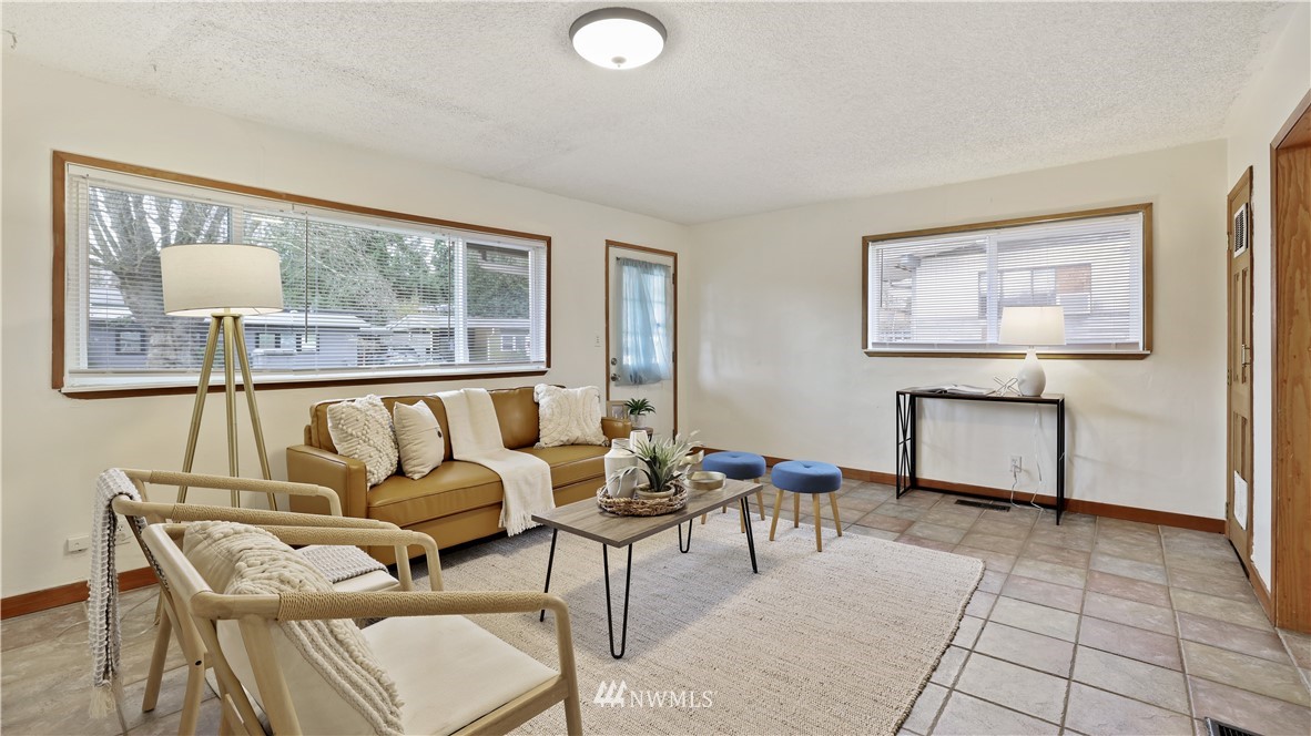 2519 Northeast 9th Street Renton, WA 98056 - Photo 6 of 26 a living room with furniture and a window