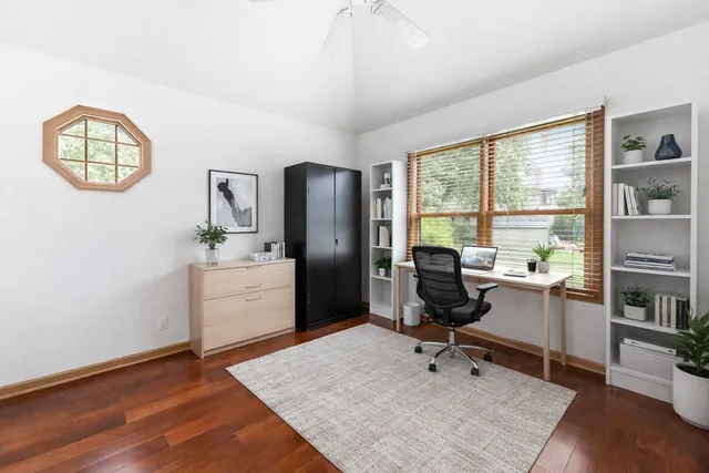 $749,000 | 484 Blodgett Court, Naperville, IL 60565