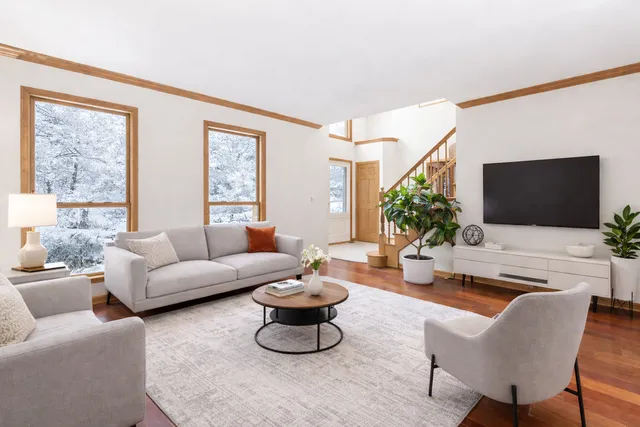 $749,000 | 484 Blodgett Court, Naperville, IL 60565