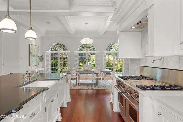 $6,595,000 | 62 Summersweet Lane, New Canaan, CT 06840