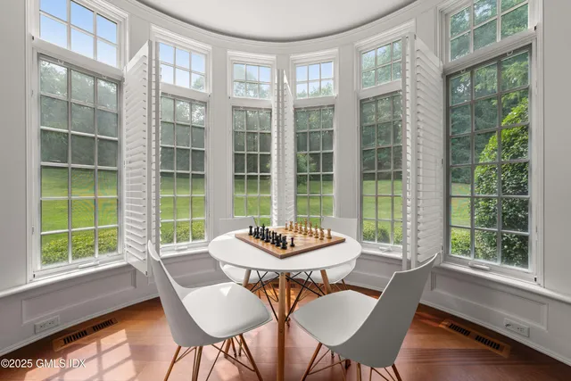 $6,595,000 | 62 Summersweet Lane, New Canaan, CT 06840