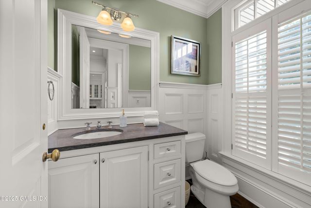 $6,595,000 | 62 Summersweet Lane, New Canaan, CT 06840