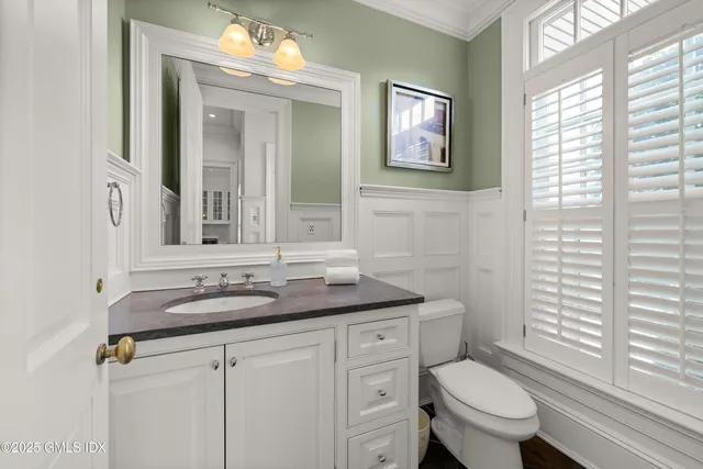 $6,595,000 | 62 Summersweet Lane, New Canaan, CT 06840