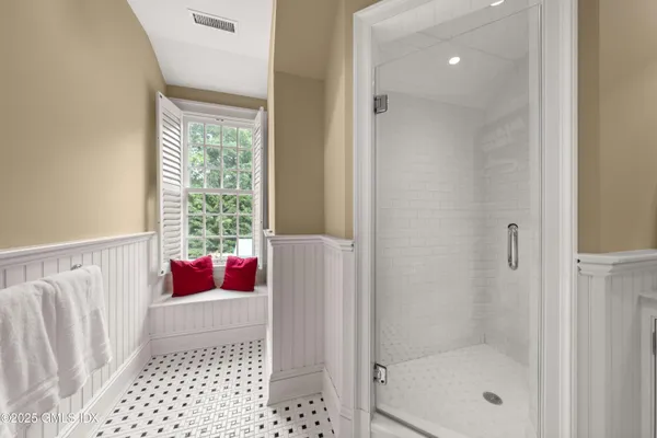 $6,595,000 | 62 Summersweet Lane, New Canaan, CT 06840