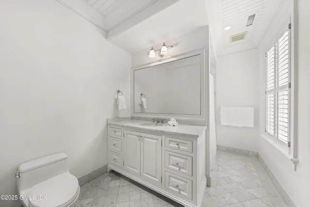 $6,595,000 | 62 Summersweet Lane, New Canaan, CT 06840