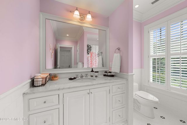 $6,595,000 | 62 Summersweet Lane, New Canaan, CT 06840