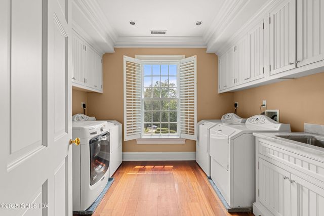 $6,595,000 | 62 Summersweet Lane, New Canaan, CT 06840