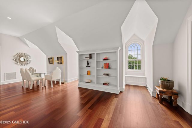 $6,595,000 | 62 Summersweet Lane, New Canaan, CT 06840