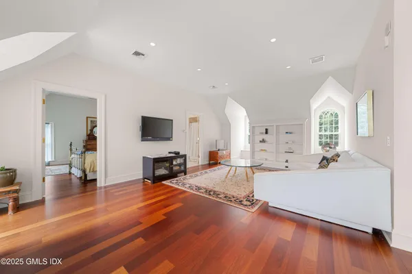 $6,595,000 | 62 Summersweet Lane, New Canaan, CT 06840