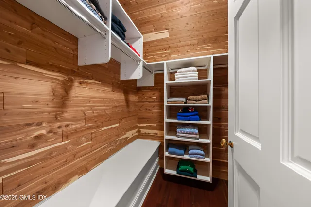 $6,595,000 | 62 Summersweet Lane, New Canaan, CT 06840