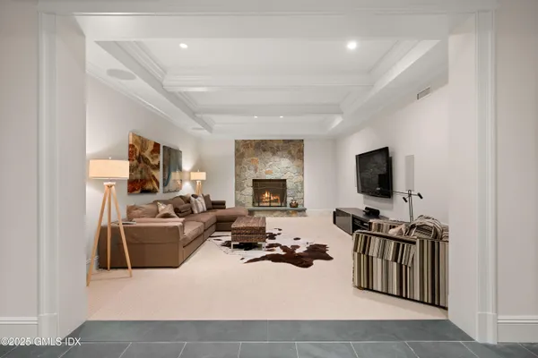 $6,595,000 | 62 Summersweet Lane, New Canaan, CT 06840