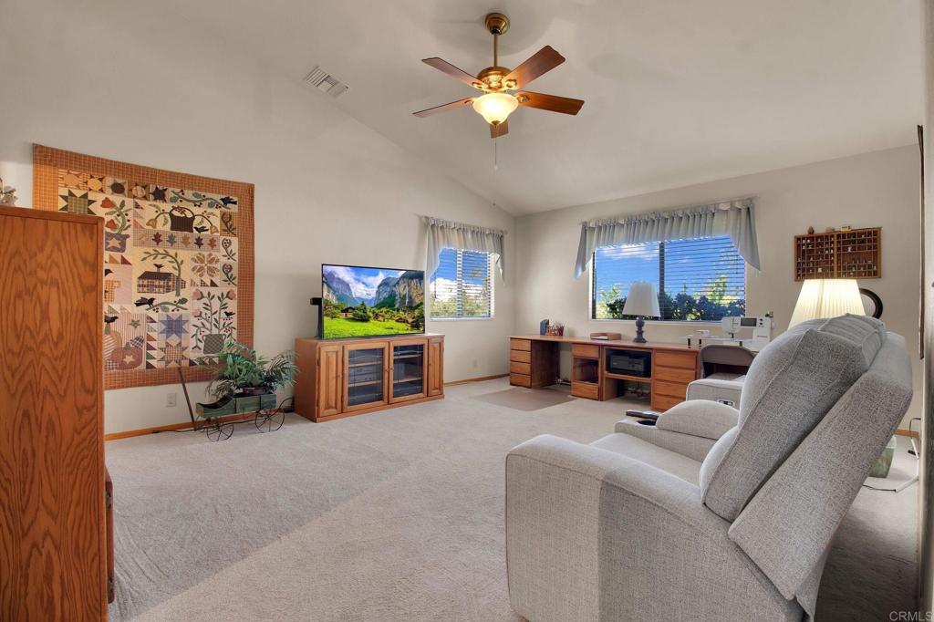 2577 Starkey Way Alpine, CA 91901 - Photo 17 of 54