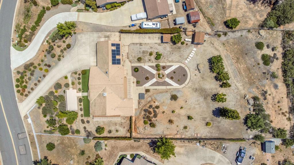 2577 Starkey Way Alpine, CA 91901 - Photo 2 of 54