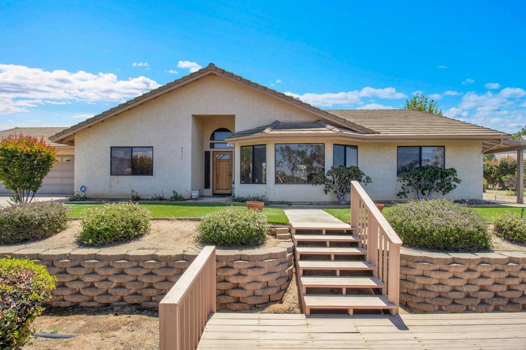 2577 Starkey Way Alpine, CA 91901 - Photo 3 of 54