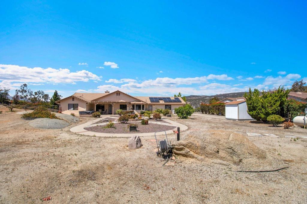 2577 Starkey Way Alpine, CA 91901 - Photo 36 of 54