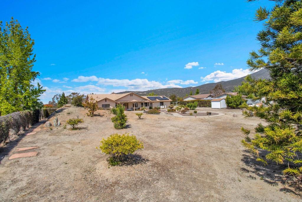 2577 Starkey Way Alpine, CA 91901 - Photo 37 of 54