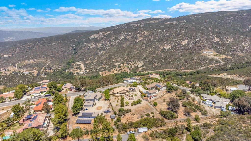 2577 Starkey Way Alpine, CA 91901 - Photo 39 of 54
