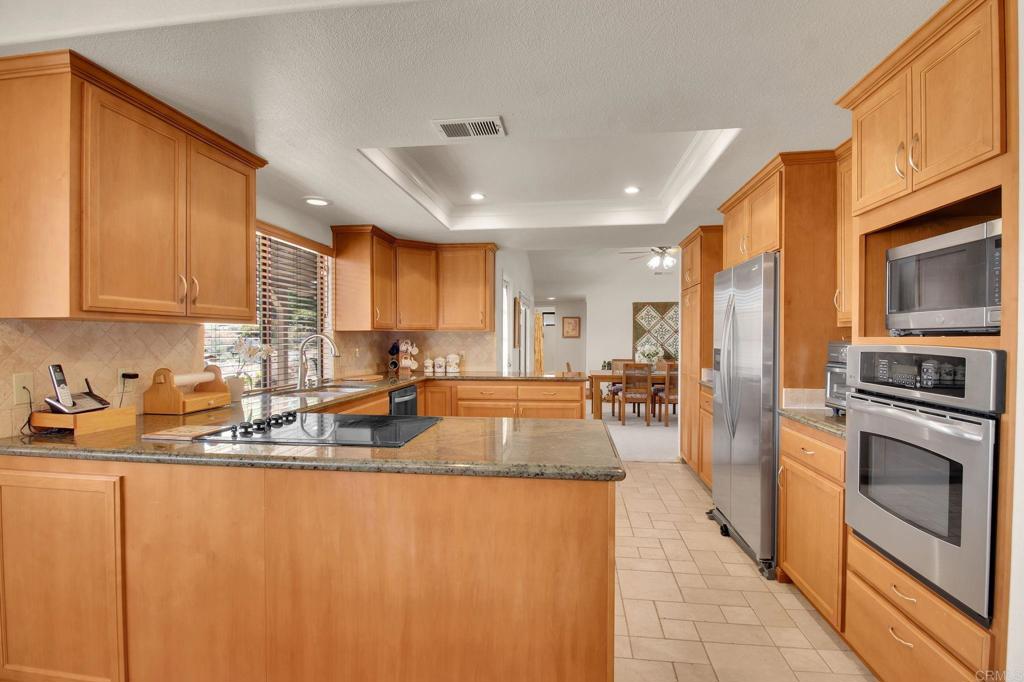 2577 Starkey Way Alpine, CA 91901 - Photo 43 of 54
