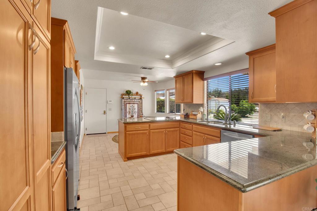 2577 Starkey Way Alpine, CA 91901 - Photo 9 of 54