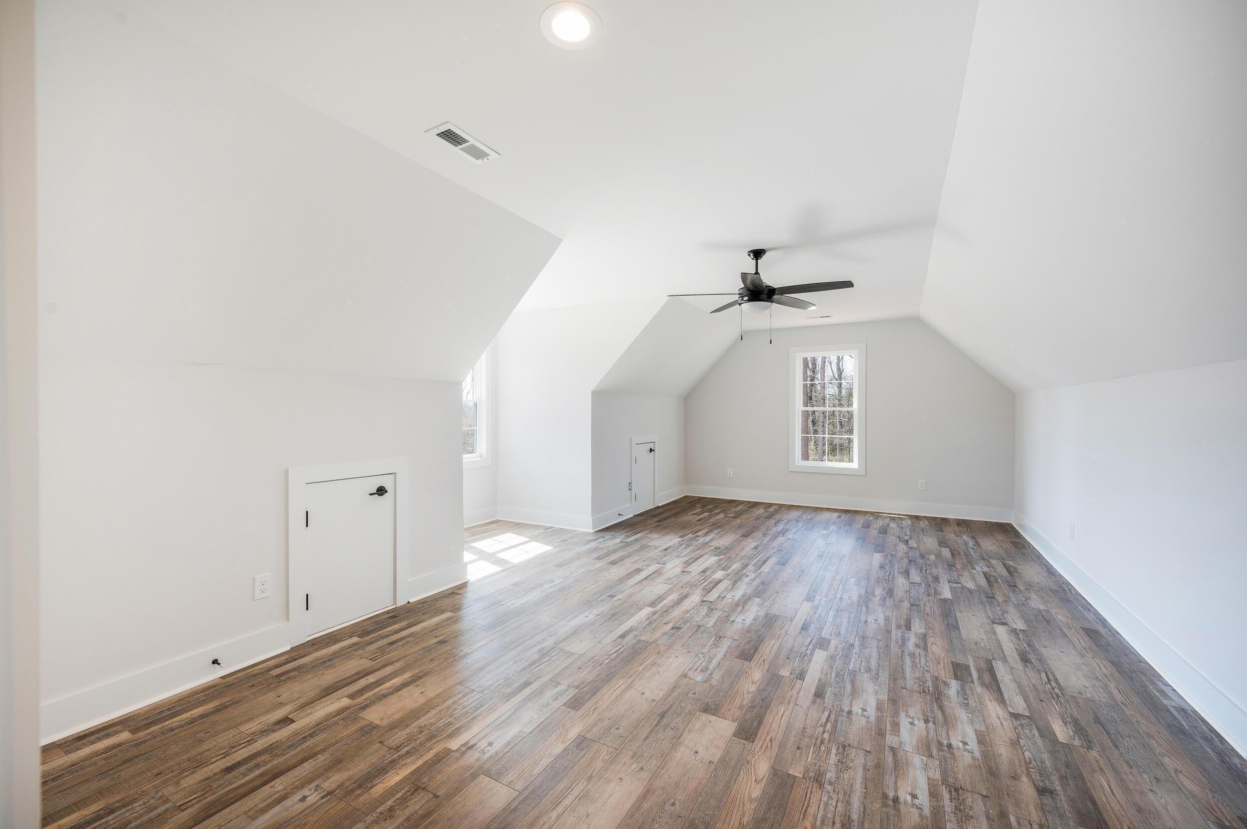2199 Cottontown Road Forest, VA 24551 - Photo 24 of 35 wooden floor in an empty room with a window
