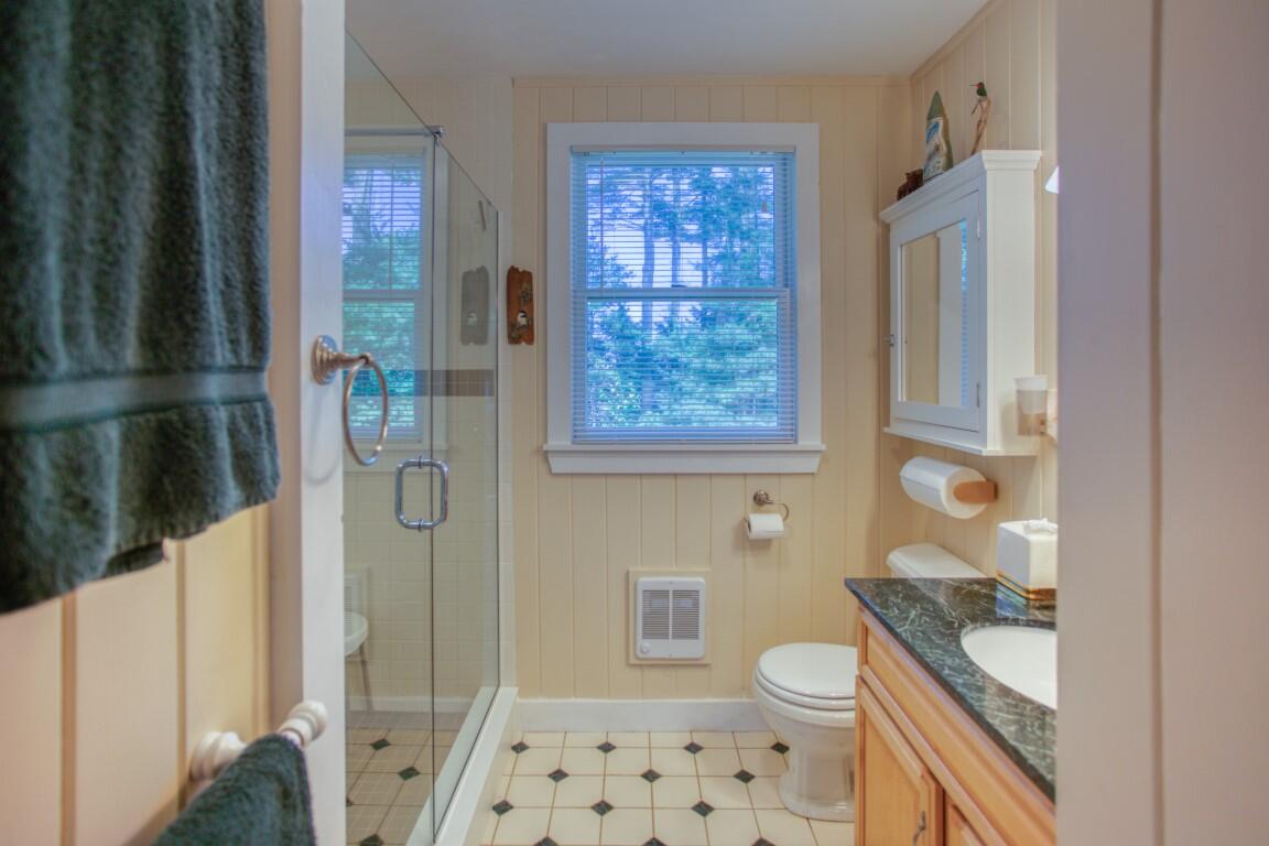 37 Beach Road Boothbay Harbor, ME 04538 - Photo 34 of 52 30.
