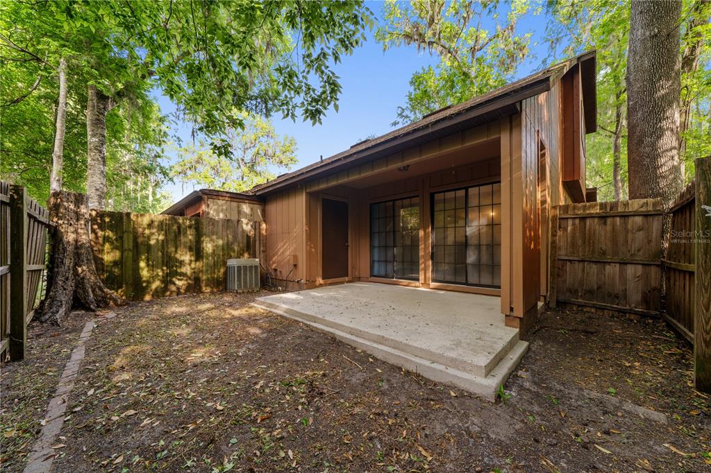 5701 Southwest 10th Place Gainesville, FL 32607 - Photo 17 of 47 Gallery Image 17