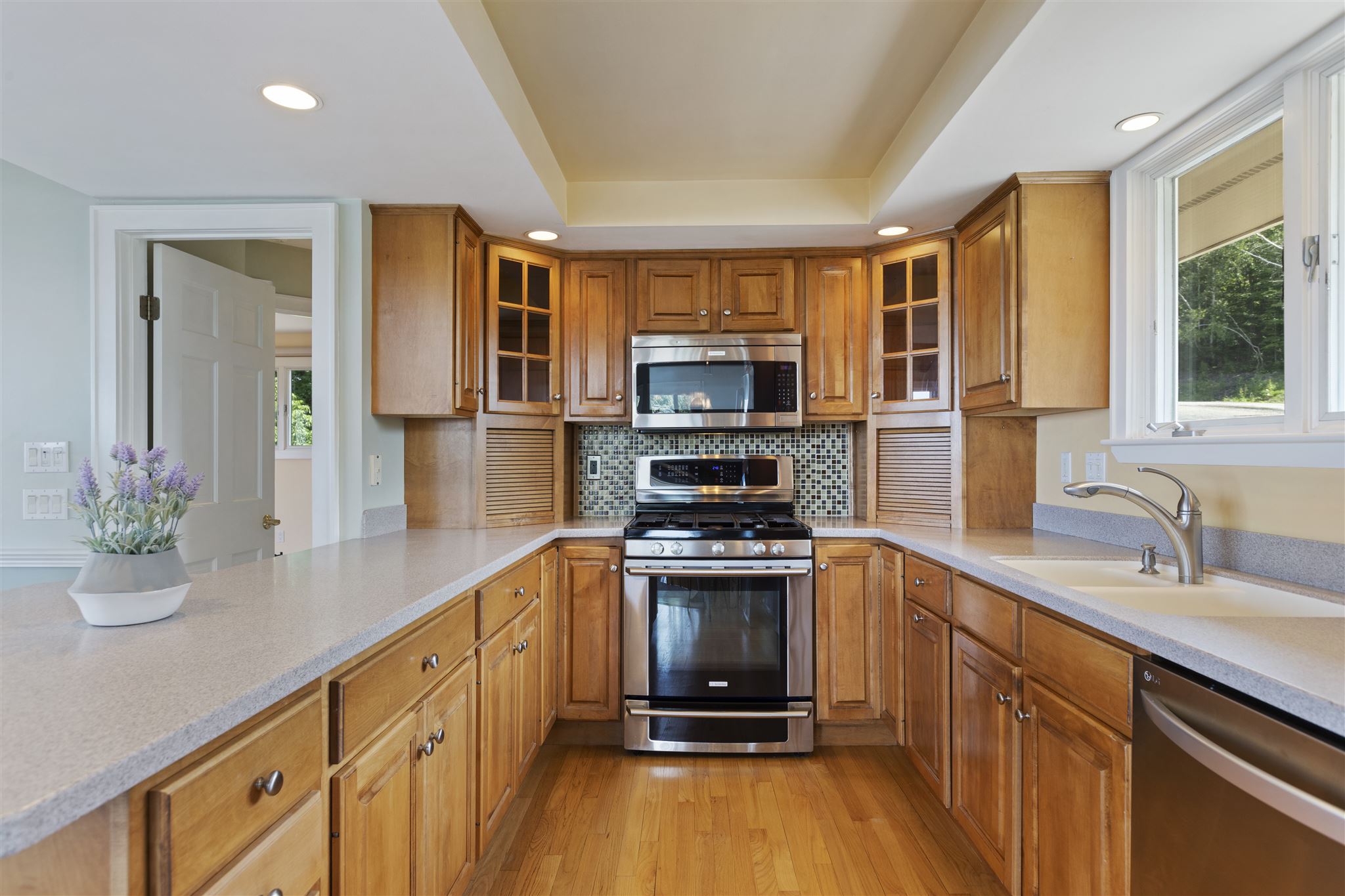 12 Ridgeline Loop Gilford, NH 03249 - Photo 10 of 39 Gallery Image 10