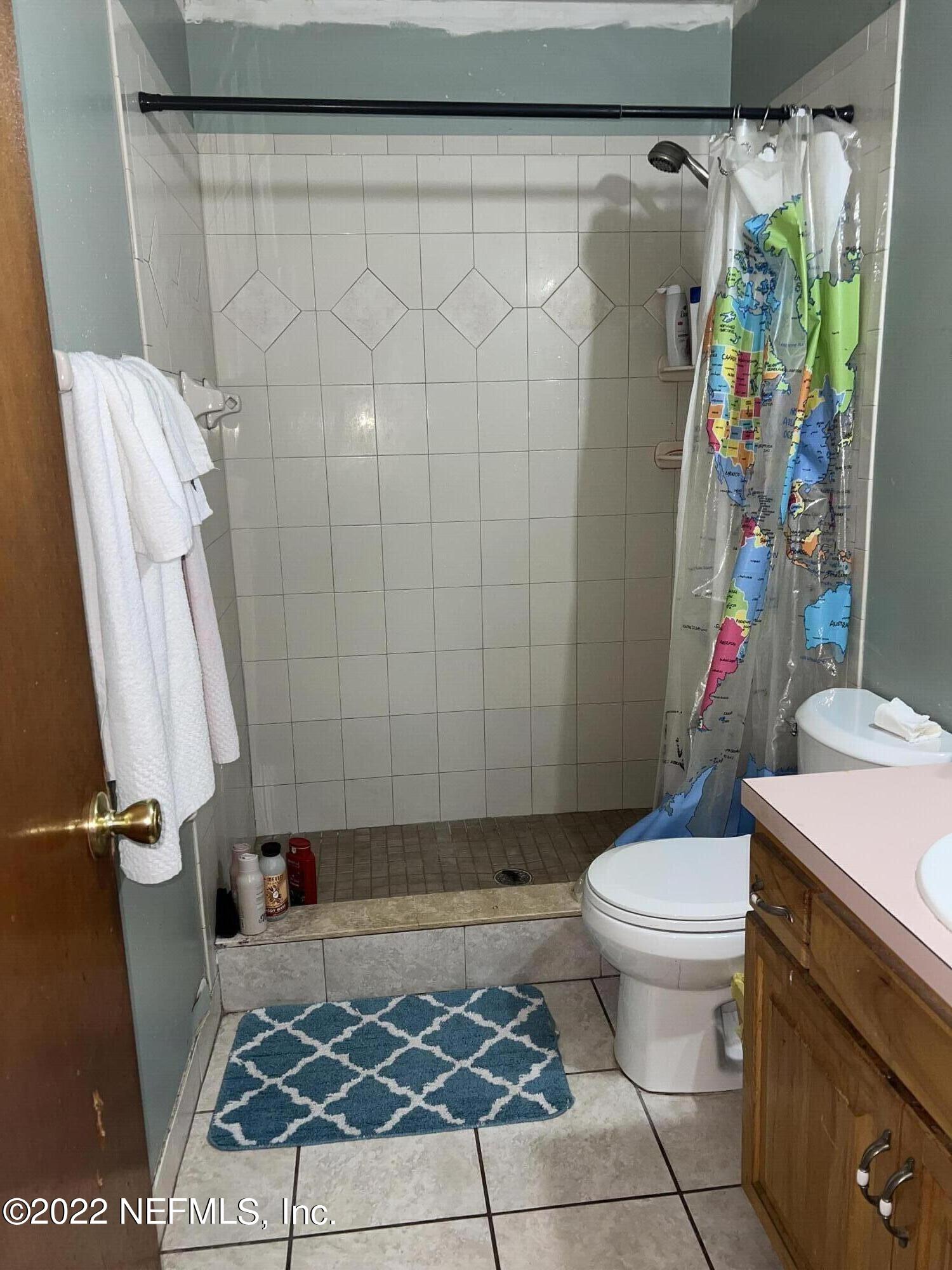 120 Kelly Smith School Road Palatka, FL 32177 - Photo 7 of 17 a bathroom with a sink a toilet and shower
