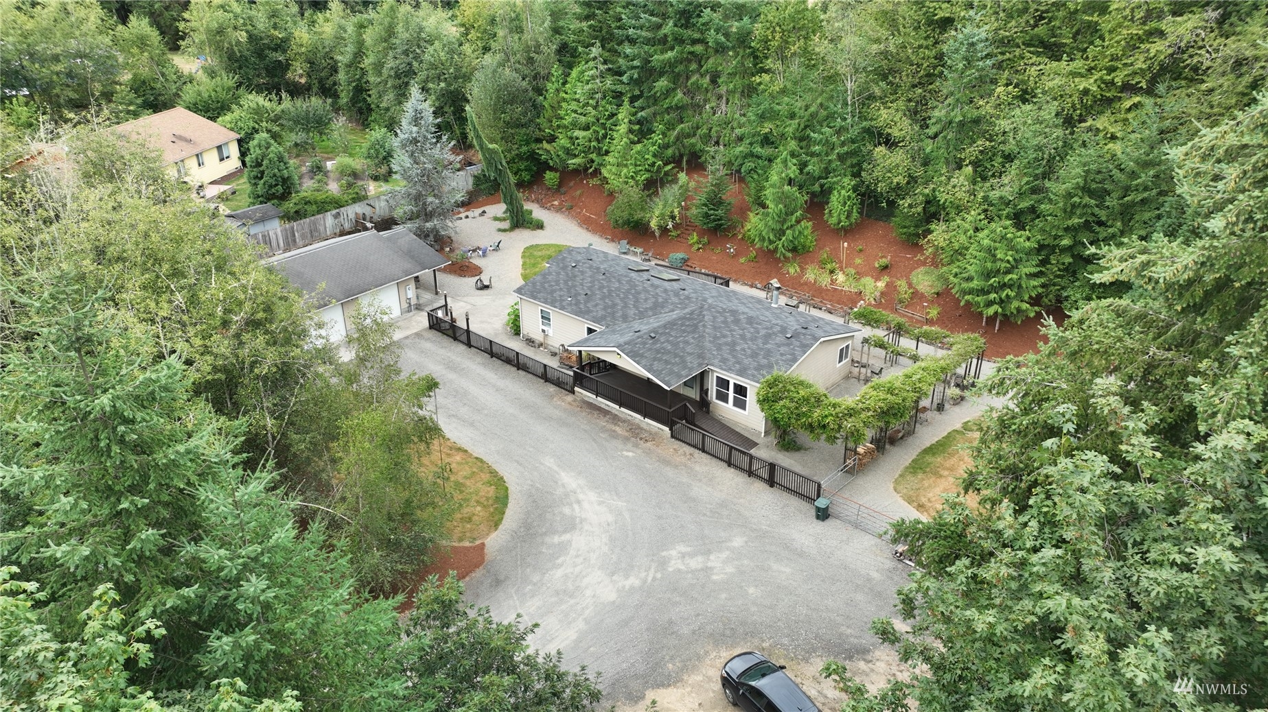 261 Umiker Road Castle Rock, WA 98611 - Photo 2 of 38 Gallery Image 2
