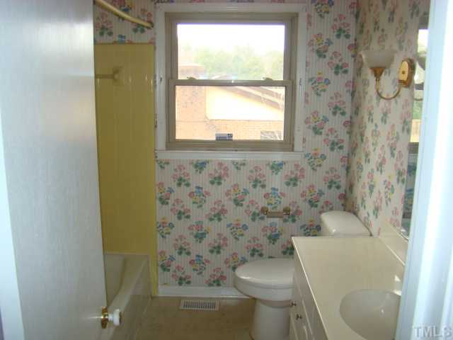 4132 Iverson Street Raleigh, NC 27604 - Photo 9 of 10 Gallery Image 9