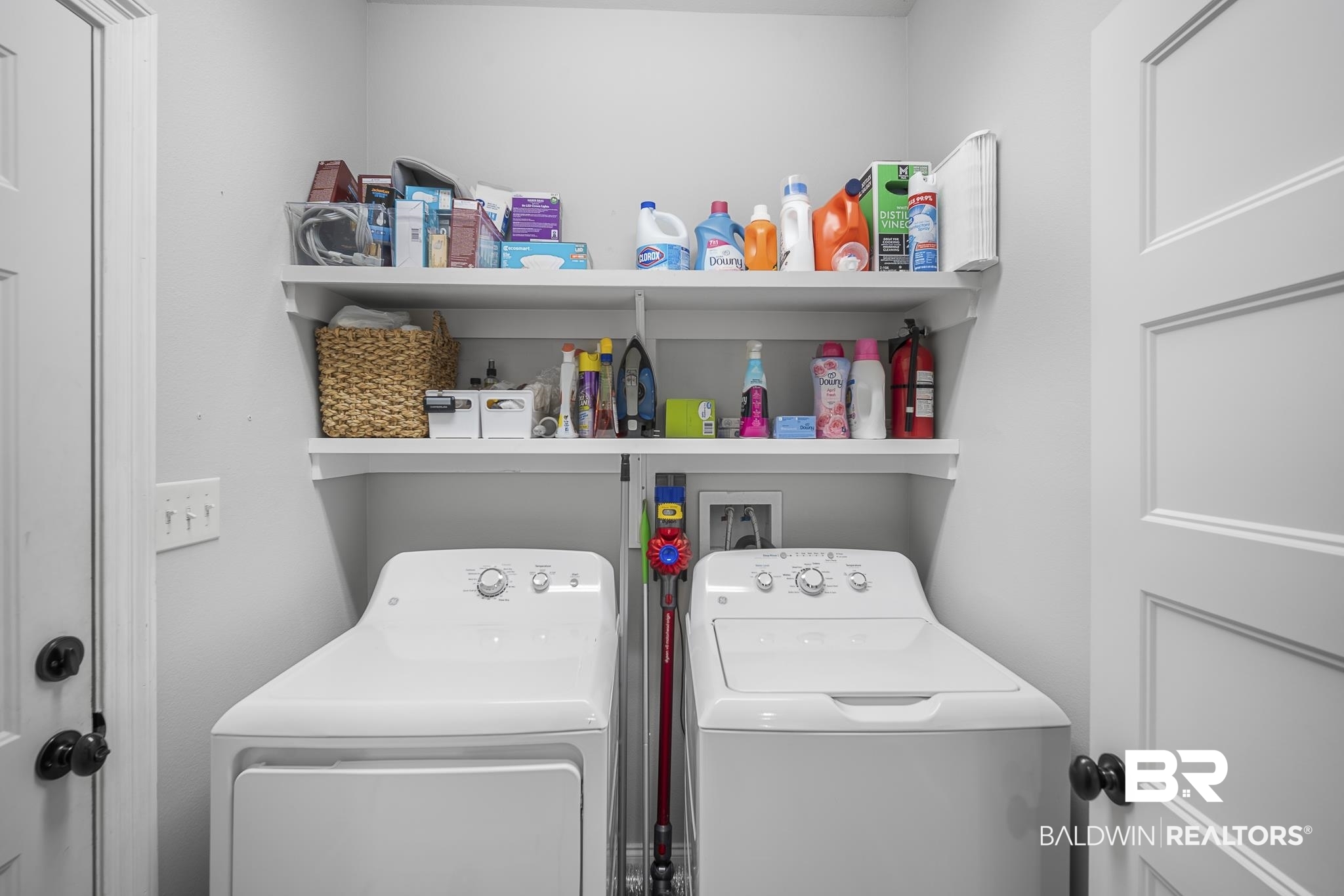 8594 Rosedown Lane Daphne, AL 36526 - Photo 23 of 30 Laundry
