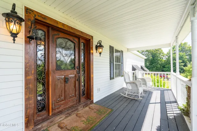 $679,900 | 31 Safford Road, Argyle, NY 12809