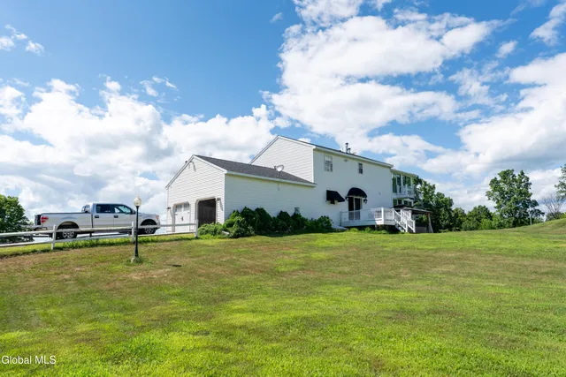 $679,900 | 31 Safford Road, Argyle, NY 12809