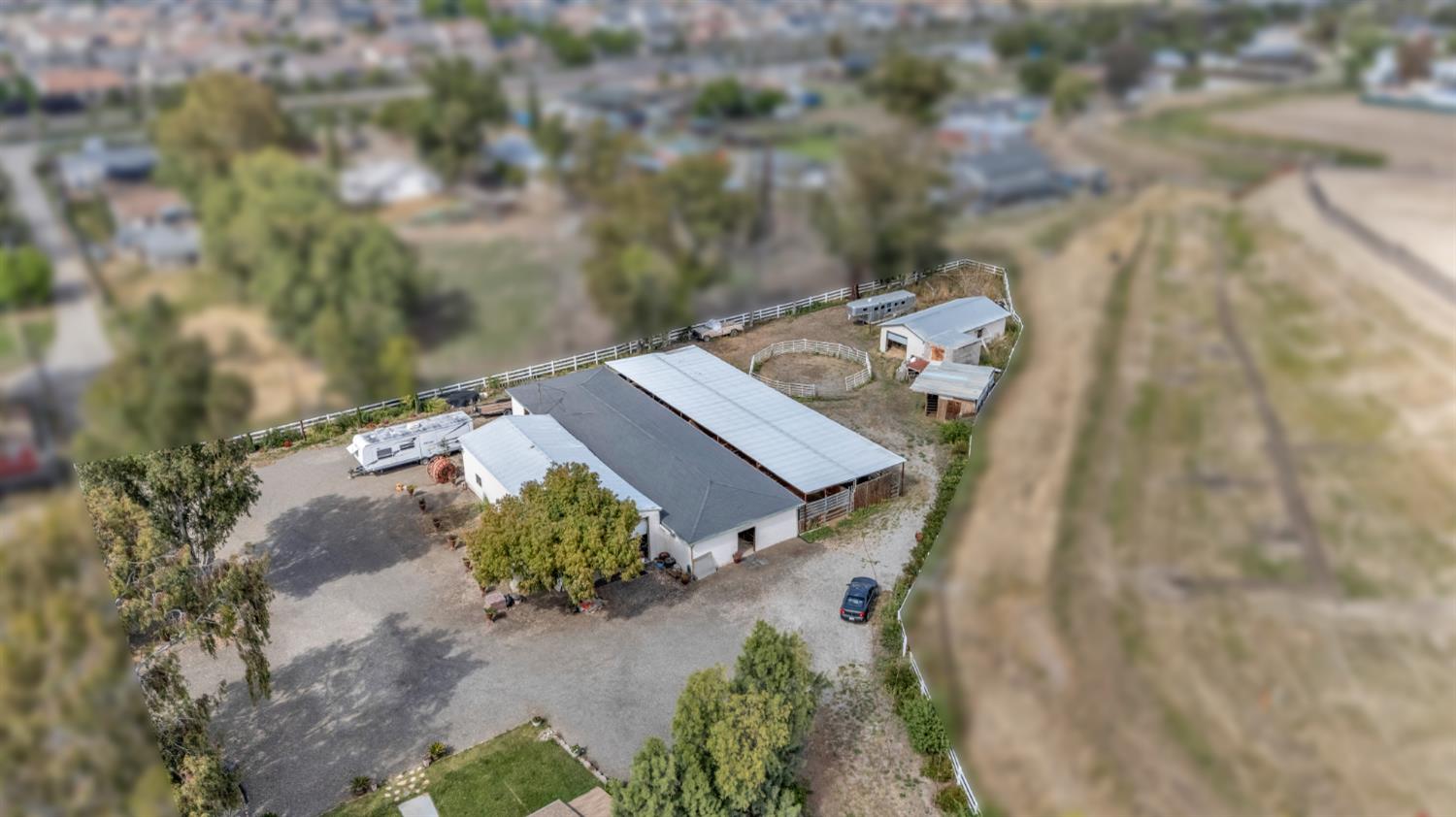 19814 West Grant Line Road Tracy, CA 95391 - Photo 55 of 57 a view of a yard