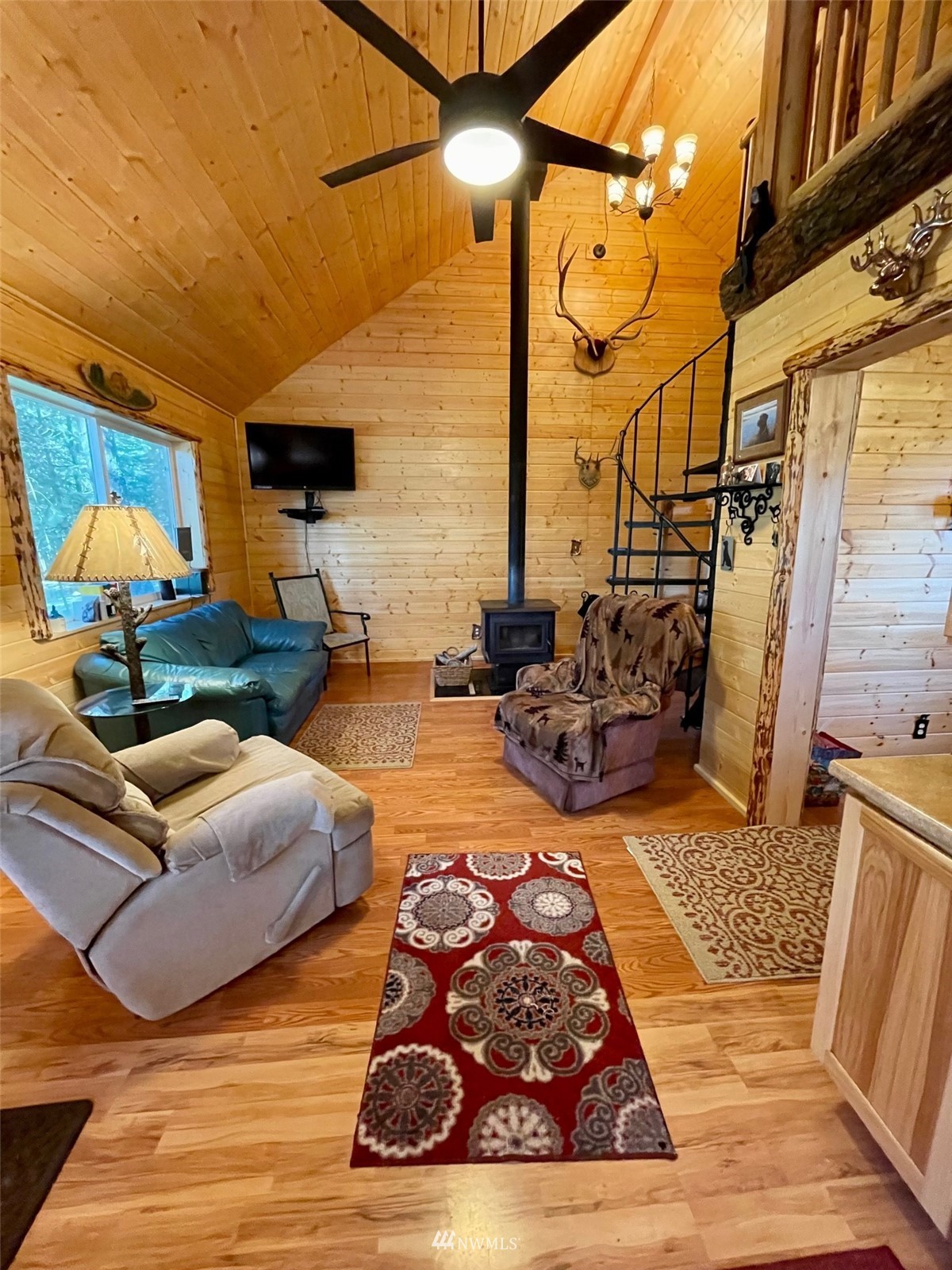2492 Blacksnake Ridge Road Waitsburg, WA 99361 - Photo 4 of 40 Gallery Image 4