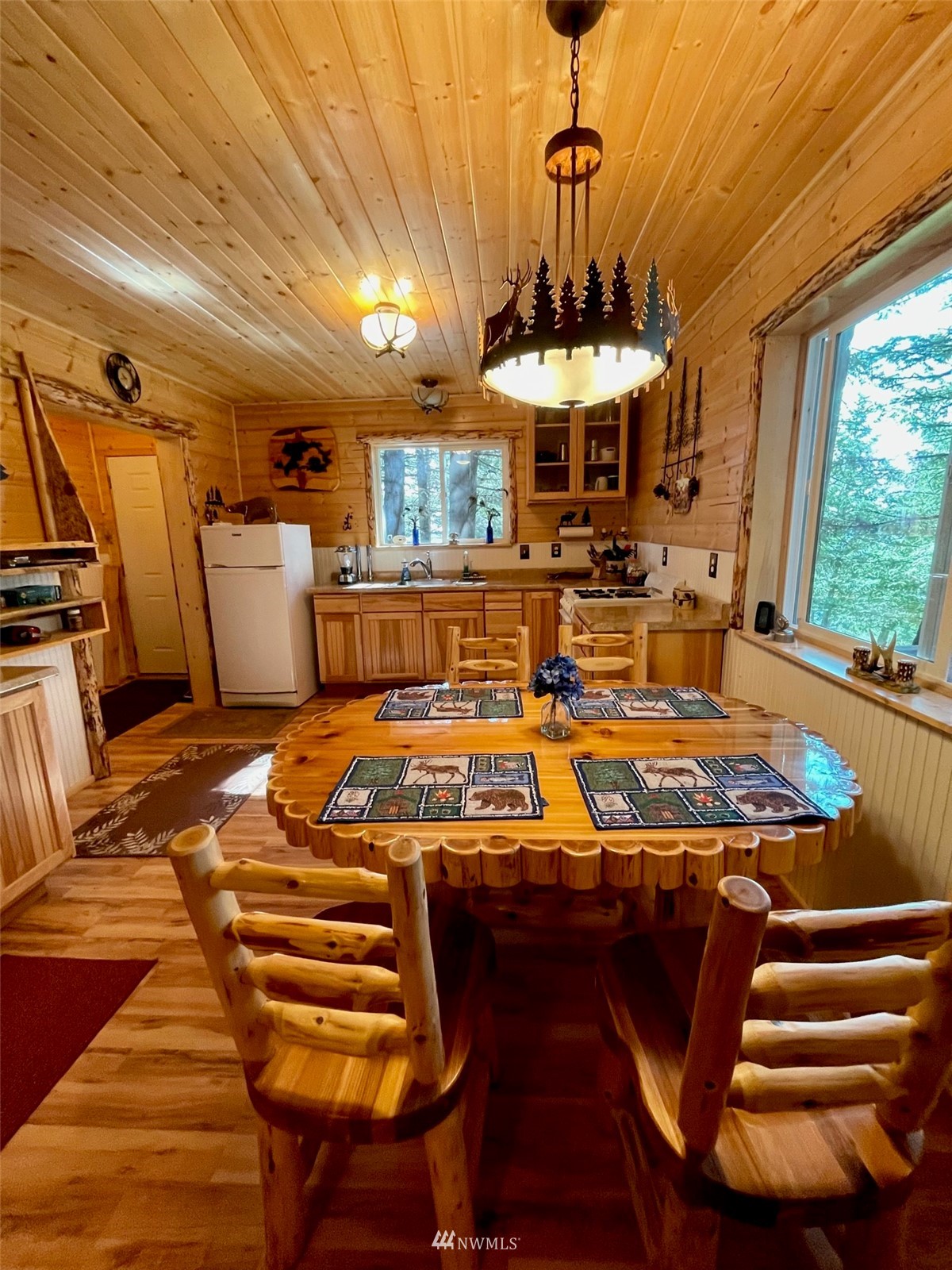 2492 Blacksnake Ridge Road Waitsburg, WA 99361 - Photo 7 of 40 Gallery Image 7