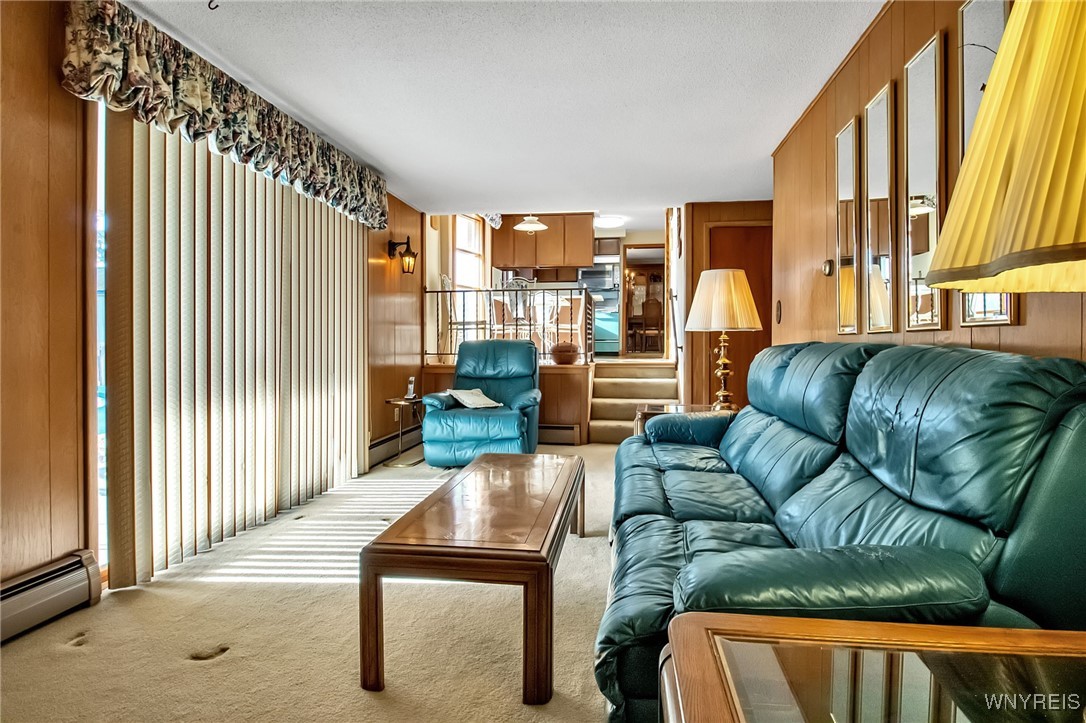 3985 Clinton Street West Seneca, NY 14224 - Photo 12 of 30 Family Room