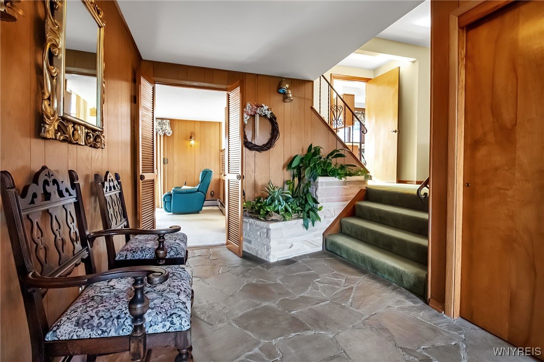 3985 Clinton Street West Seneca, NY 14224 - Photo 3 of 30 Entry Hall