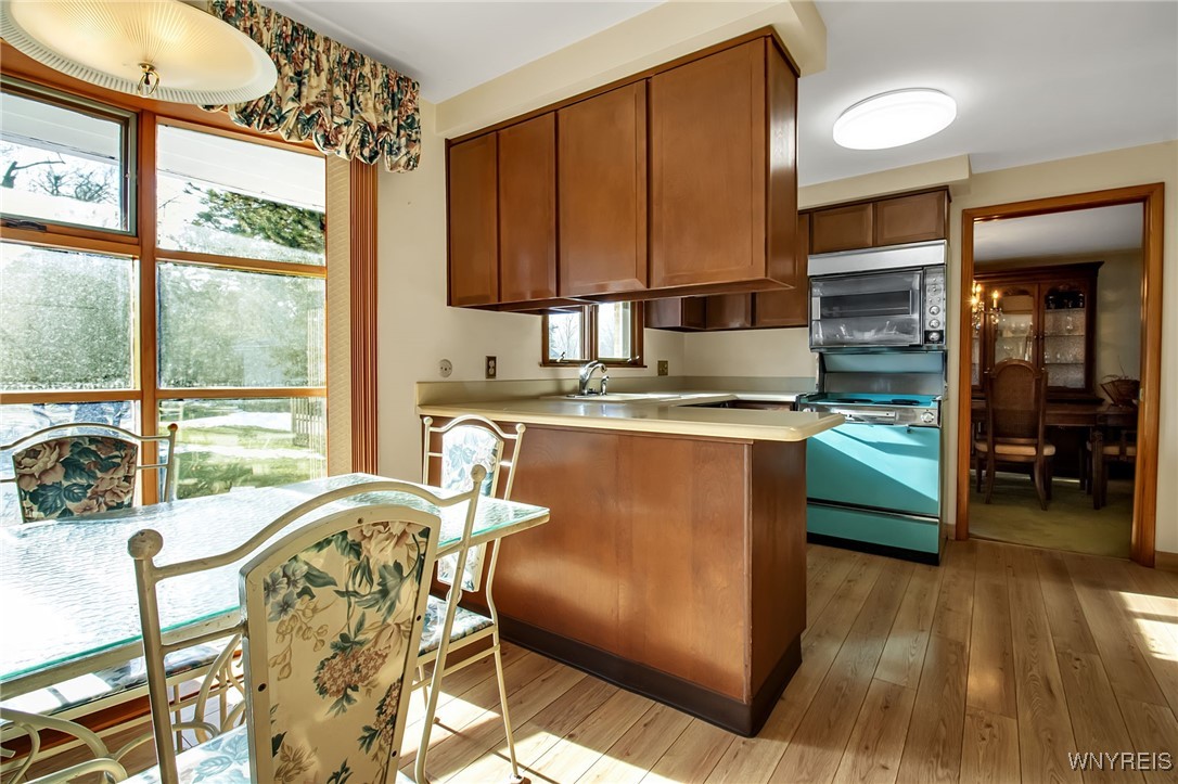 3985 Clinton Street West Seneca, NY 14224 - Photo 9 of 30 Kitchen