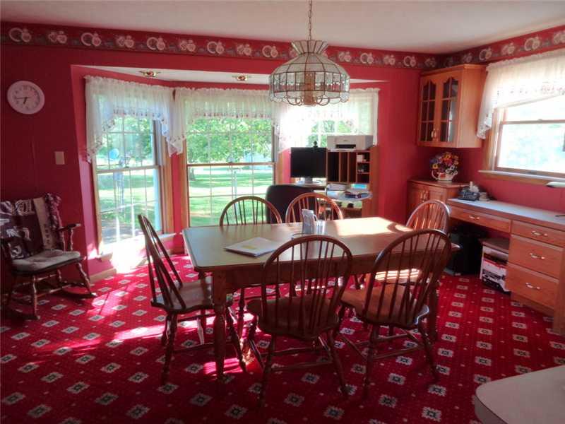 25 Carlisle Road Transfer, PA 16154 - Photo 6 of 16 Kitchen.