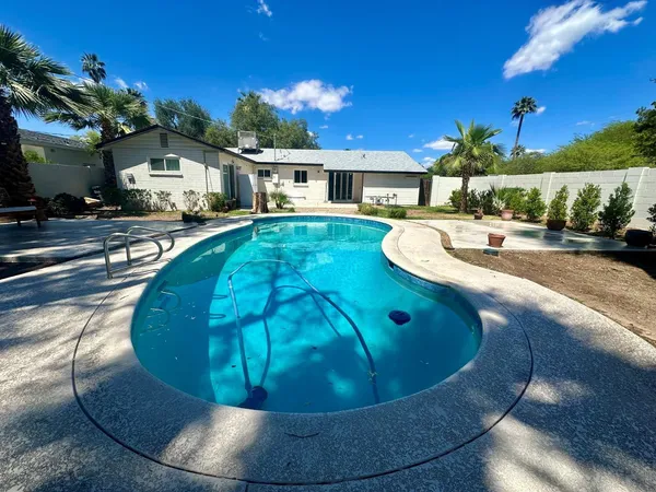 $3,695 | 3547 East Meadowbrook Avenue, Phoenix, AZ 85018
