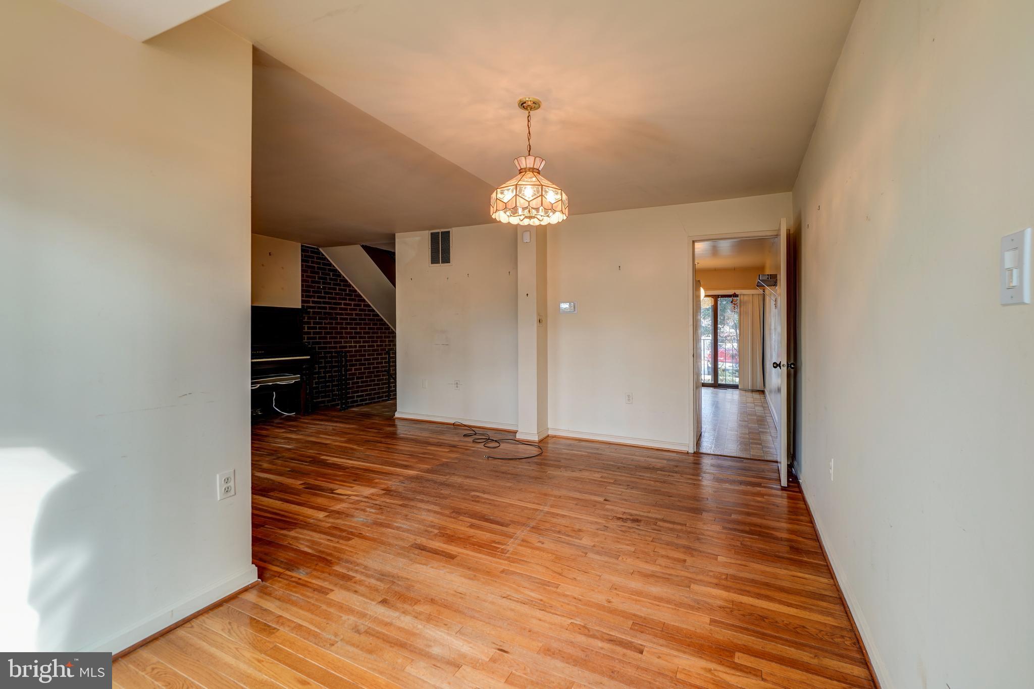 8138 Inverness Ridge Road Potomac, MD 20854 - Photo 14 of 45