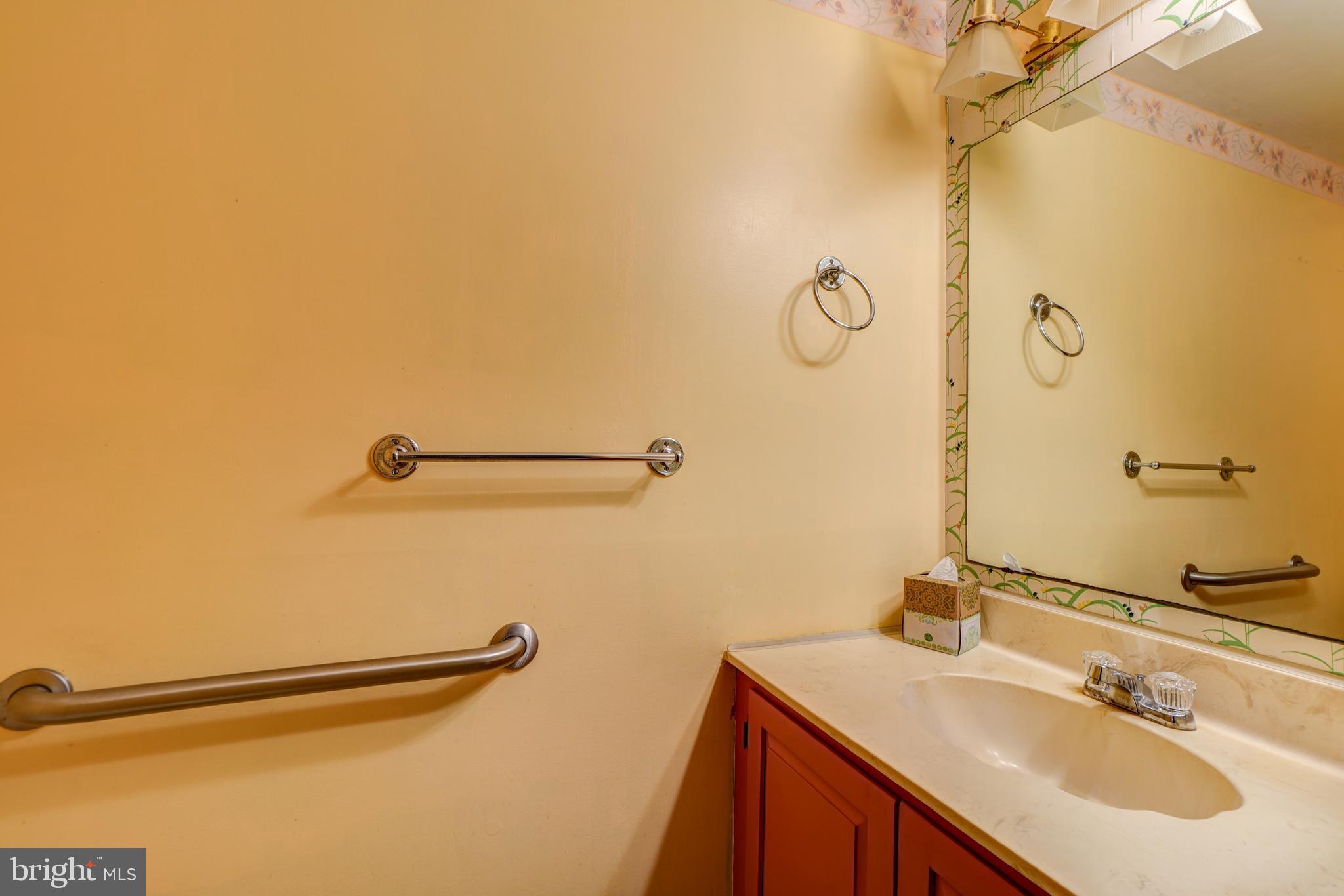 8138 Inverness Ridge Road Potomac, MD 20854 - Photo 20 of 45