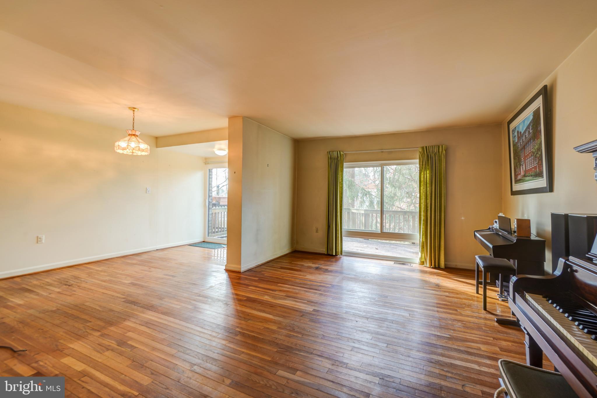 8138 Inverness Ridge Road Potomac, MD 20854 - Photo 5 of 45