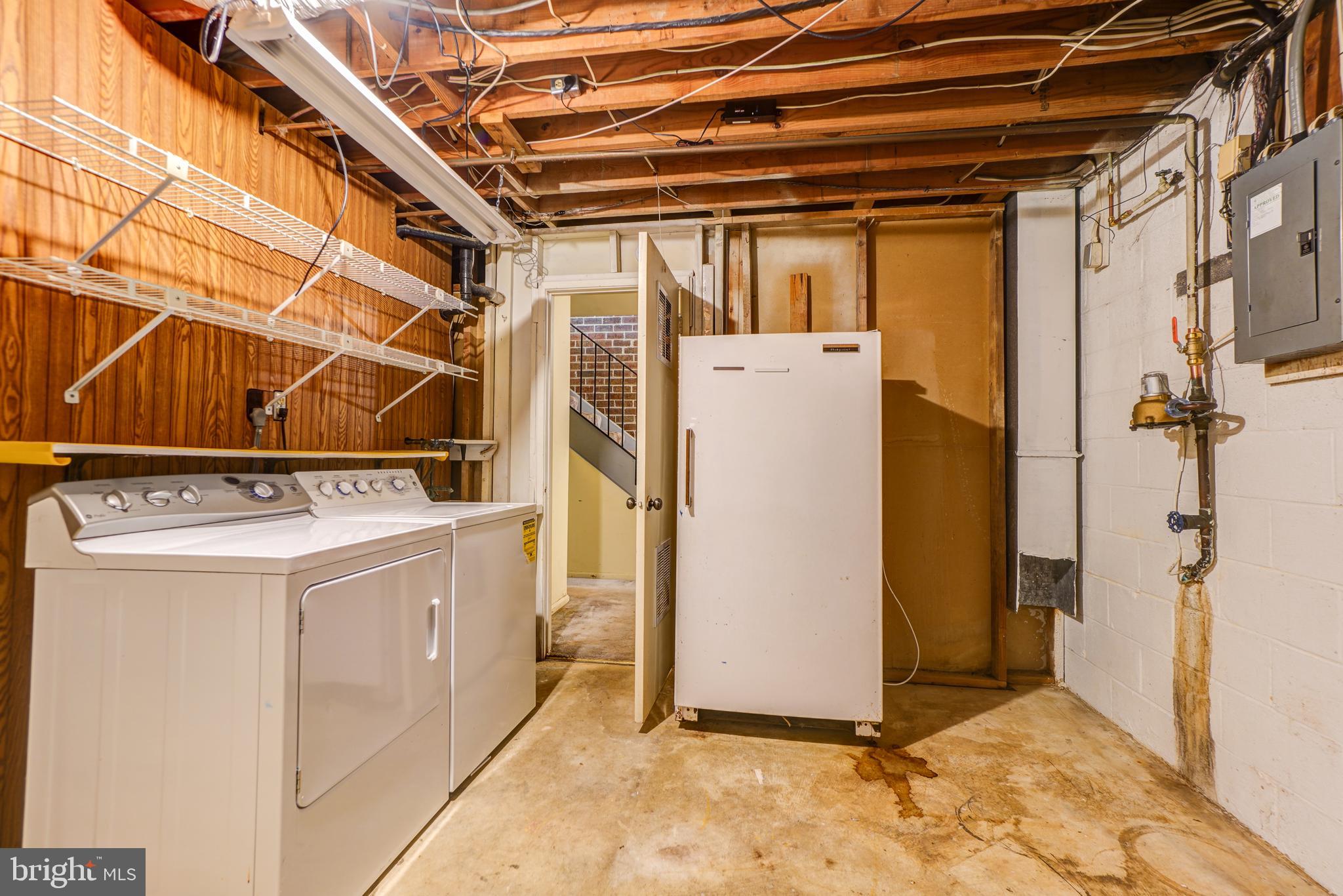 8138 Inverness Ridge Road Potomac, MD 20854 - Photo 43 of 45