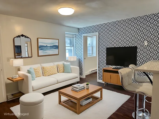 $2,300 | 90 Brooks Street, Unit 1, Boston, MA 02128